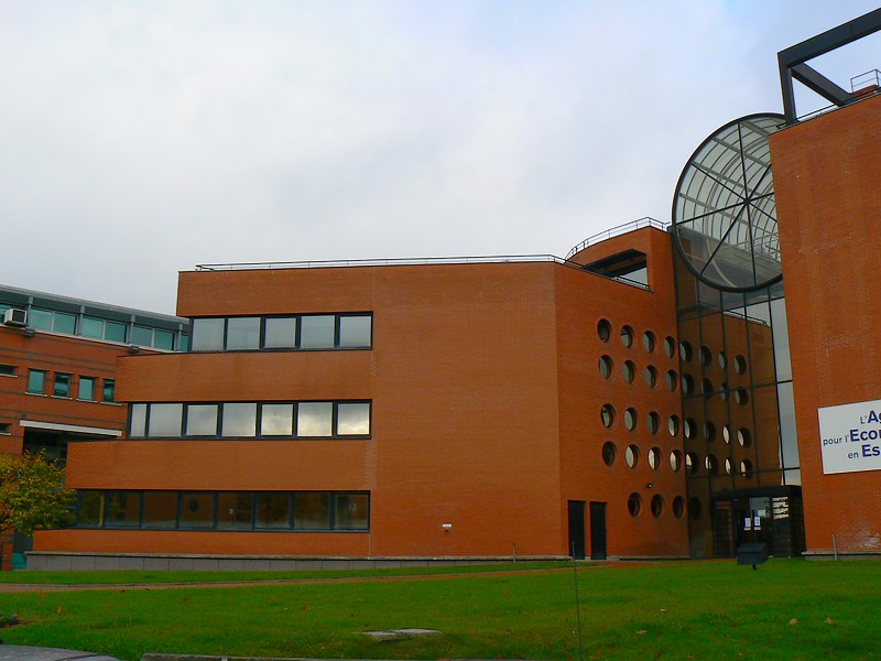 Chambre de Commerce et d Industrie de l Essonne: Chambre de Commerce et d Industrie de l Essonne 010